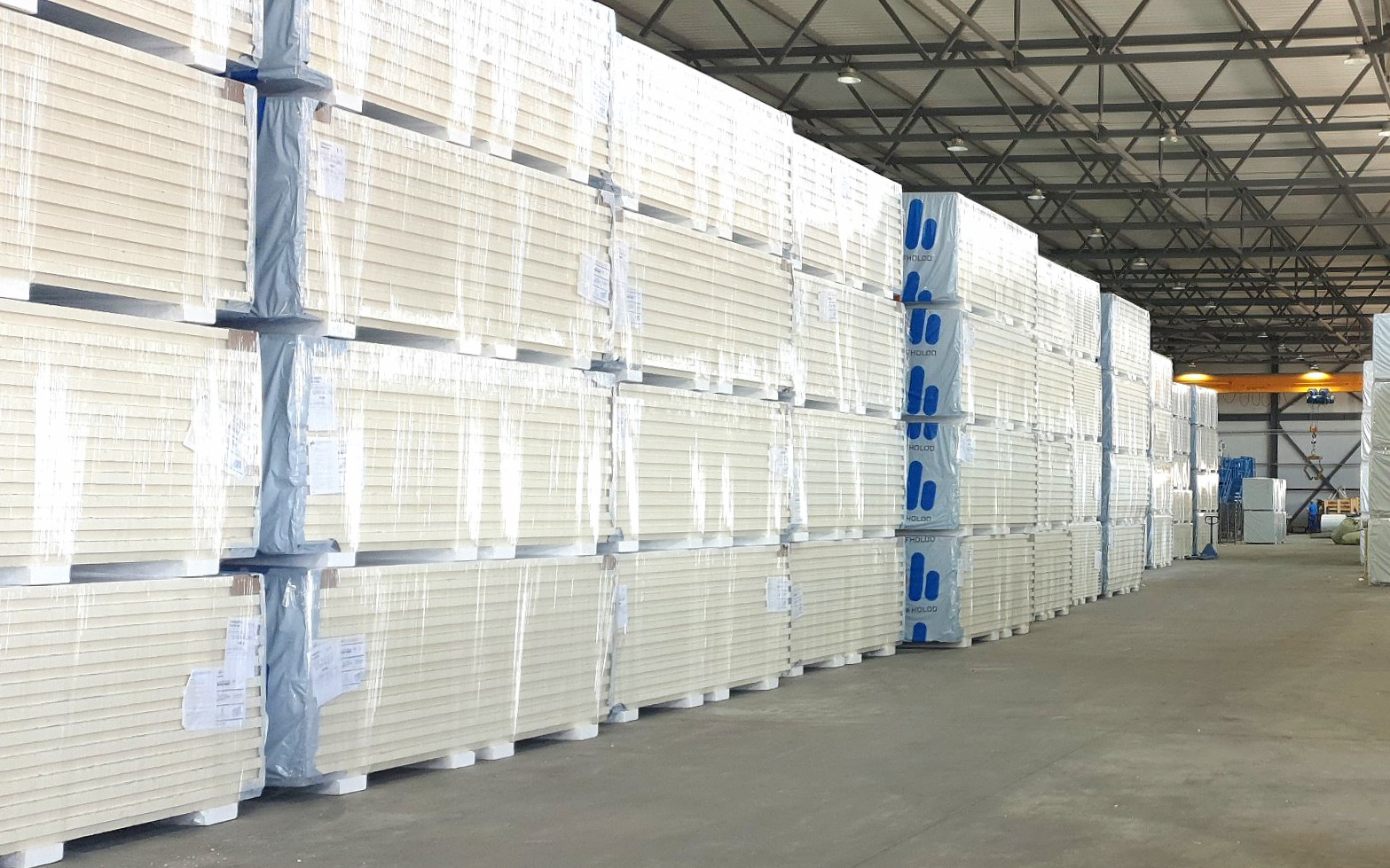 Сэндвич-панели, «PIR Плита»®, профлист в идеальном состоянии, доступны на складе «ПрофХолода»